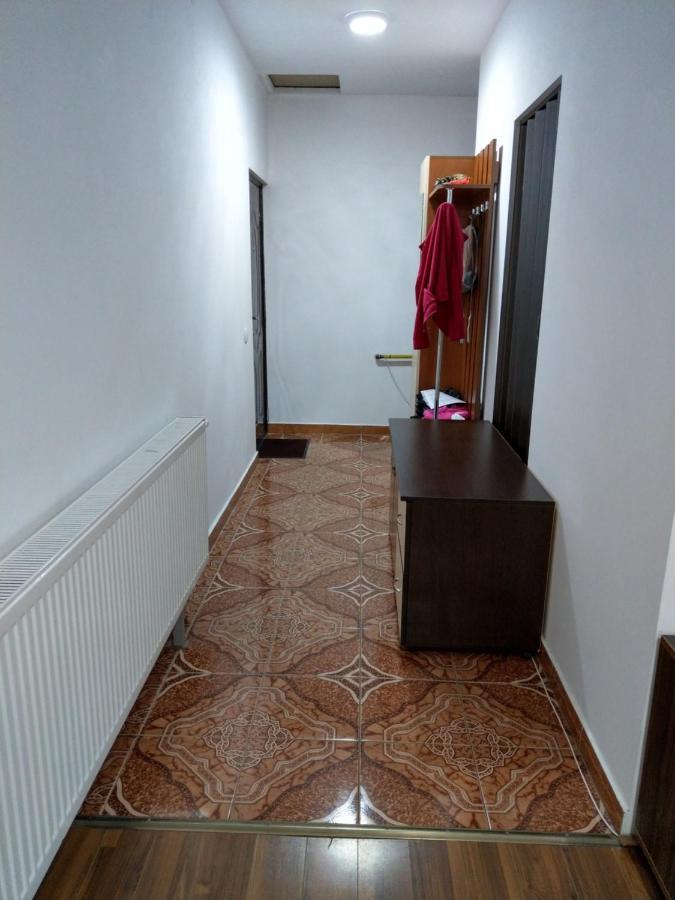 Apartament 5 Camere Cu Balcon Costinesti Plaja 5 Minute Nucilor 6 Exteriör bild